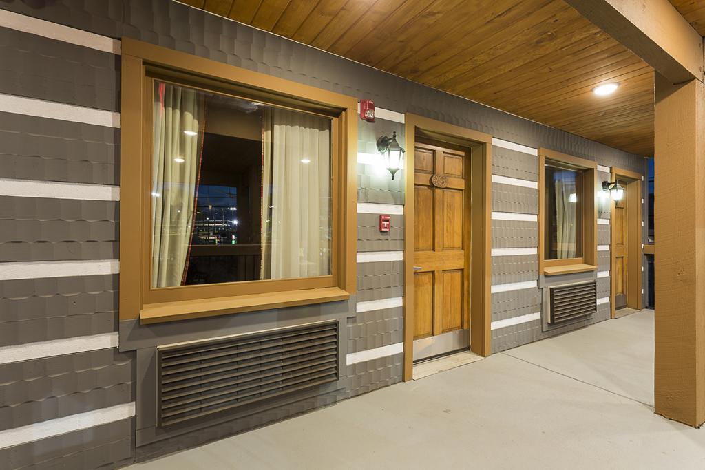 Timbers Lodge Pigeon Forge Kültér fotó